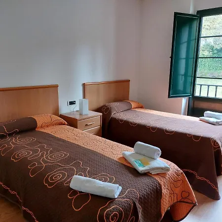 Hospederia Externa Del Monasterio Guest house *