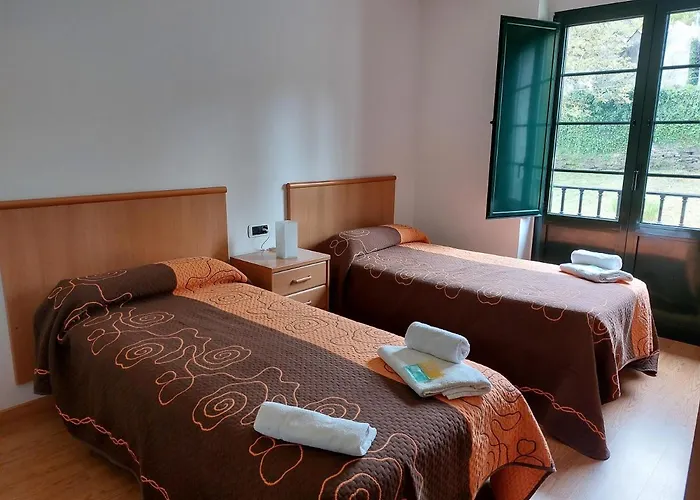 Hospederia Externa Del Monasterio Maison d'hôtes *